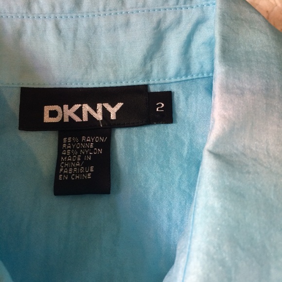 sale DKNY light blue 3/4 Slv buttondown sz2 - Picture 5 of 6